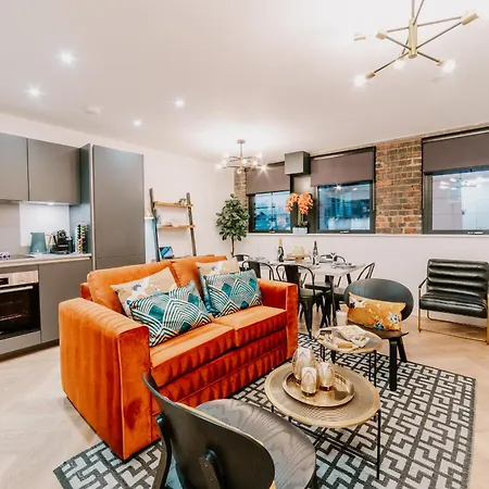 Boutique Grade Ii Listed Gem, Centre, Fast Wifi, Family/ Contractors Apartamento